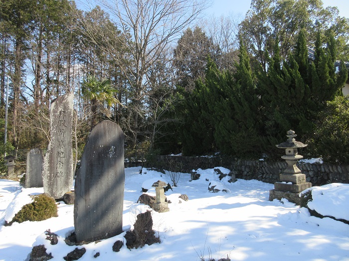 八幡神社の境内の様子