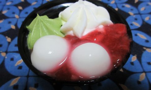 苺みるくの和ぱふぇ カップ外したバージョン