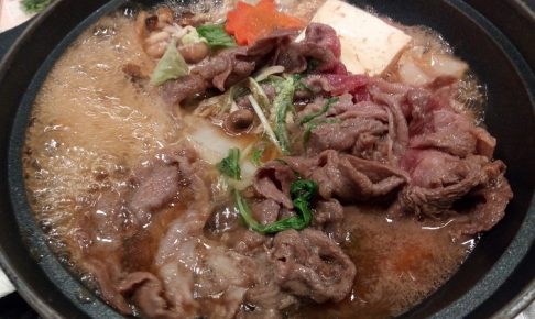 牛すき鍋御膳、煮えてきた！