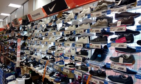西友、東松山店内の東京靴流通センター、店内の様子1